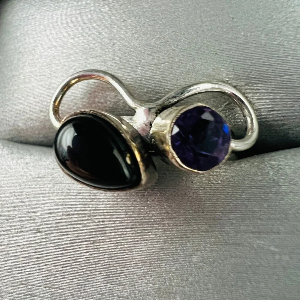 Silver Tone Bypass Ring Amethyst‎ Black Cabochon Stone Size 6 Boho Chic